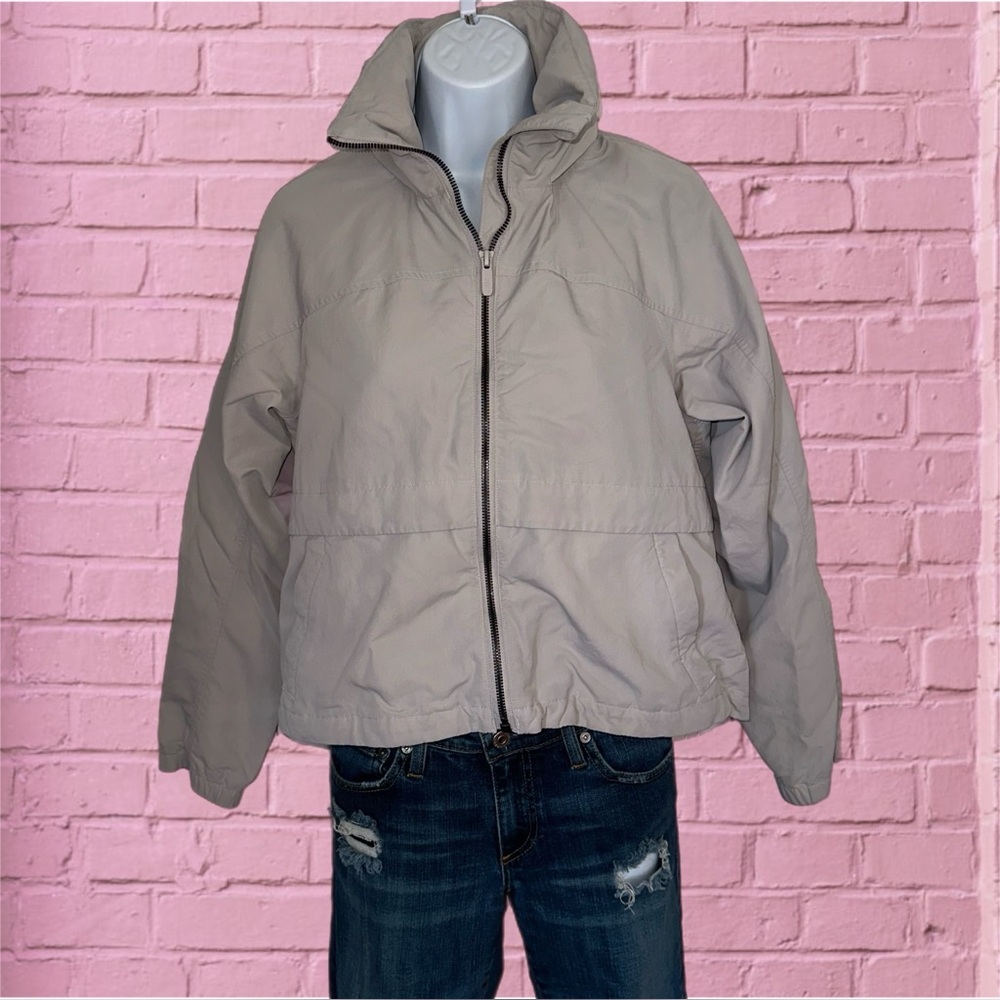 Lululemon Always Effortless Classic-Fit Water-Repellent Jacket in Women’s Size 4